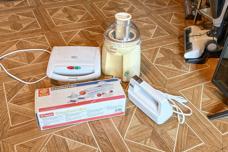 4 Haushaltsgeräte